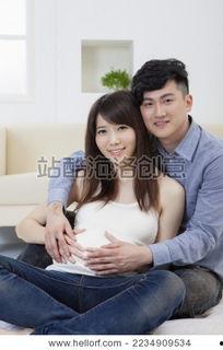成人妇妻视频孕妇,夫妻温馨互动的甜蜜时光